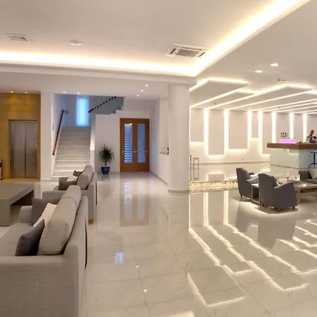 Mediterranean Hotell Laganas