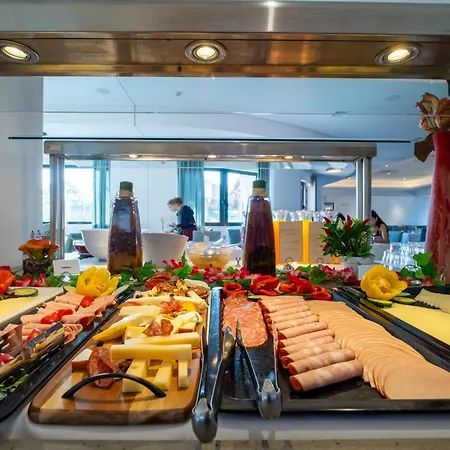 Hotell Mediterranean Laganas