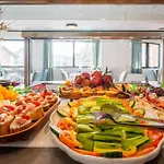 Szálloda Mediterranean 5*