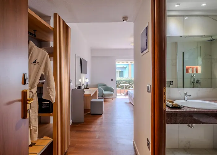 Hotell Mediterranean 5*